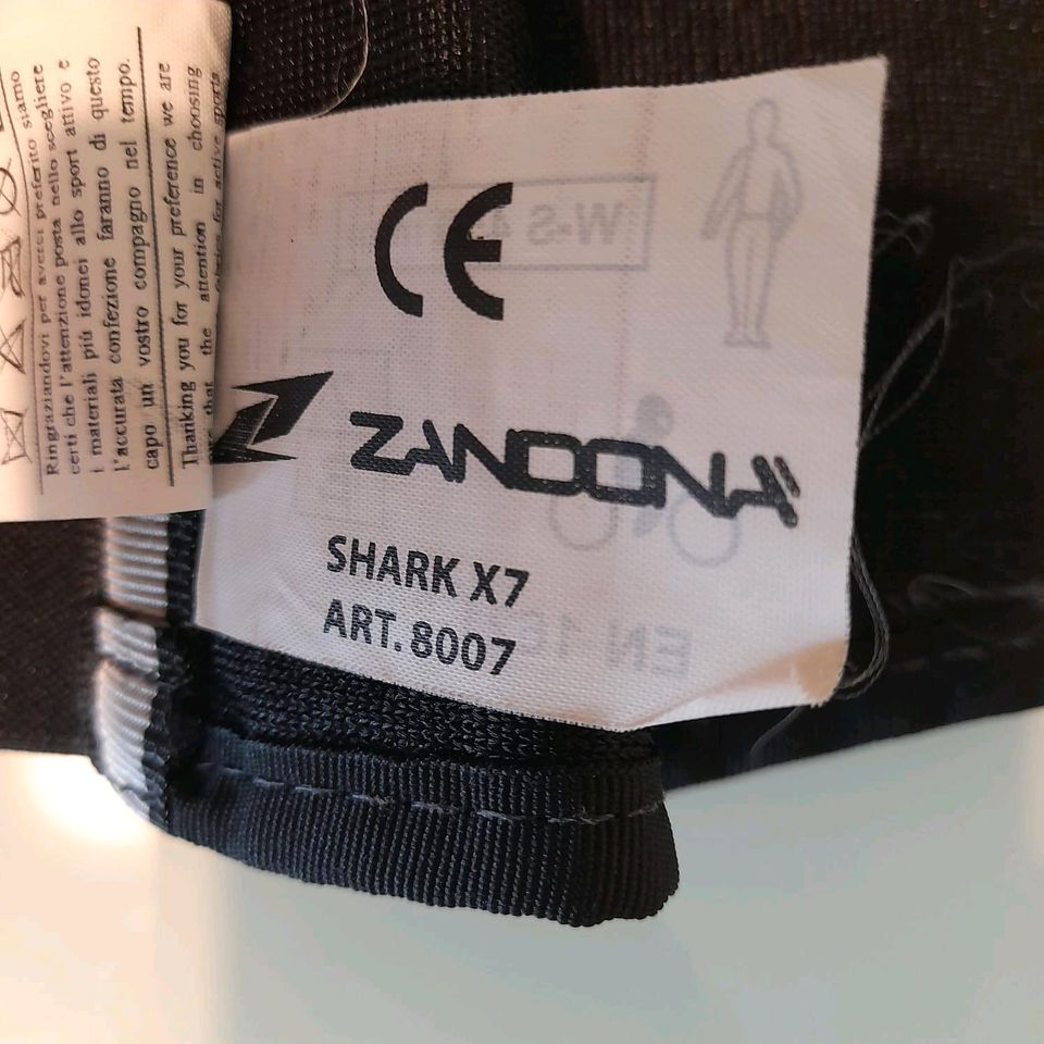 Rückenprotektor Motorrad Zandonà Shark X7 in Konstanz