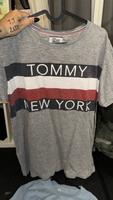 Karl kani Tshirt, Tommy Hilfiger, Adidas , jumpsuit Baden-Württemberg - Balzheim Vorschau