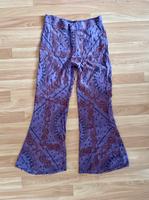 Zara Flared Schlaghose Gr. M (S) Lila Paisley Muster Niedersachsen - Adendorf Vorschau