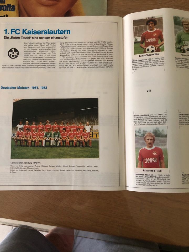 Fußball Sammelbilder 1976/77 in Gelsenkirchen