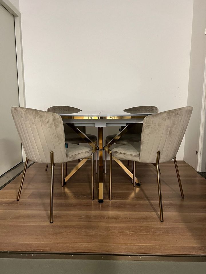 Sofort verfügbar/Esstisch/Neu/Stühle/Luxus/Gold Design/Tisch in Berlin