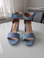absatzschuhe hellblau Niedersachsen - Melle Vorschau