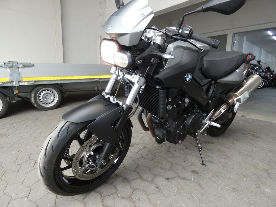 BMW F800R TOP ZUSTAND: 1Hd: Insp, TÜV , Reifen neu!! Unfallfrei in Viernheim