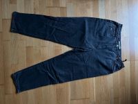 Dunkelgraue Jeans mit goldenen Details Rheinland-Pfalz - Neustadt an der Weinstraße Vorschau