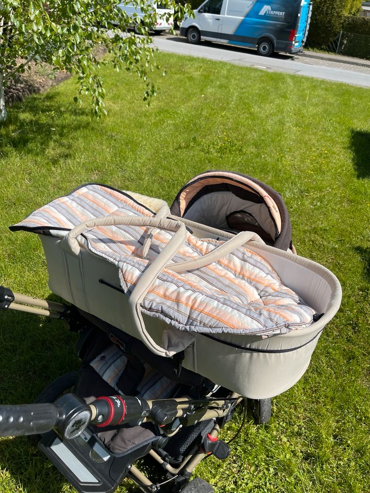 Kinderwagen in Meschede