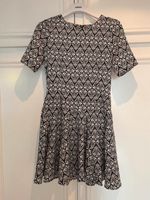 H&M Sommerkleid Kleid schwarz gemustert Gr. 36 Berlin - Spandau Vorschau