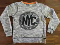 Longsleeve NYC in Größe 110 Nordrhein-Westfalen - Kleve Vorschau