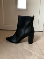 NEUWERTIG/JUSTFAB Stiefeletten/Modell:OLYVIA/Größe 41/Stifel Berlin - Hellersdorf Vorschau