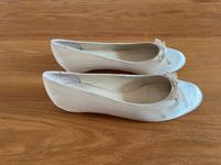 Schuhe in creme, Größe 41, flacher Absatz (Art Ballerina) Bayern - Bad Wiessee Vorschau