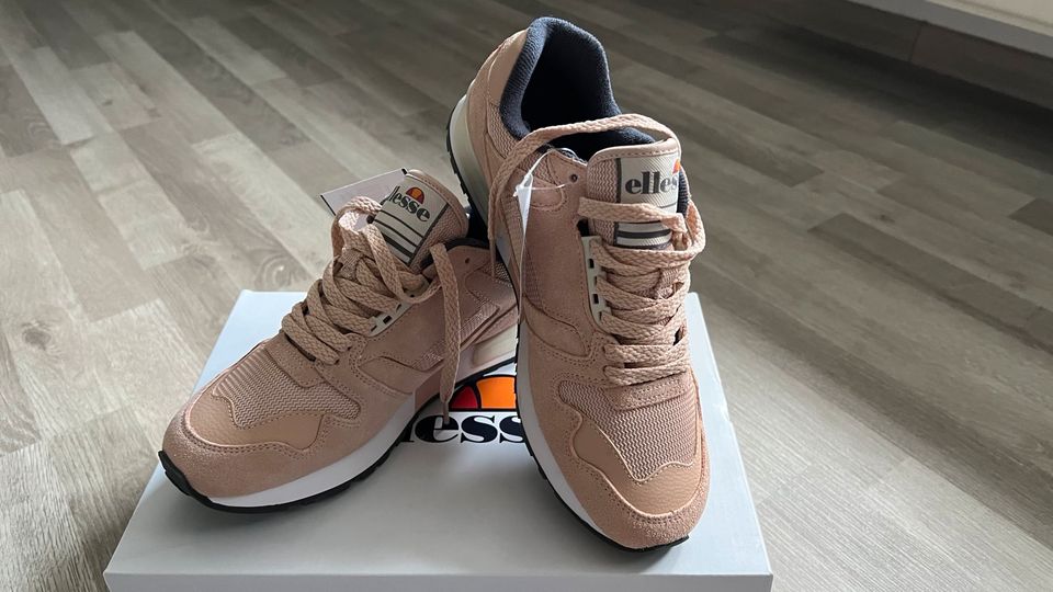 Ellesse Sneaker in altrosa - NEU in Hochheim am Main