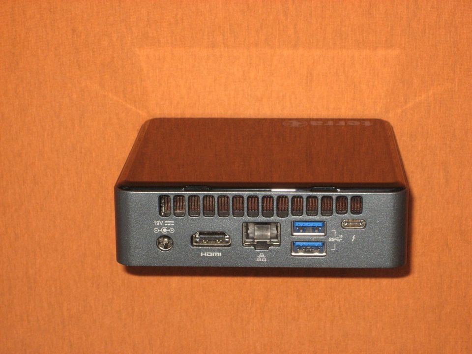 Intel NUC 8 Gen. i5-8259U Mini PC NUC8i5BEK2 8GB-RAM 256GB-SSD in Sachsen -  Annaberg-Buchholz | Gebrauchte Computer kaufen | eBay Kleinanzeigen ist  jetzt Kleinanzeigen