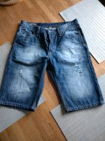 Herren Bermuda kurze Hose Jeans Gr. W 30 S 44 blau Nordrhein-Westfalen - Recklinghausen Vorschau