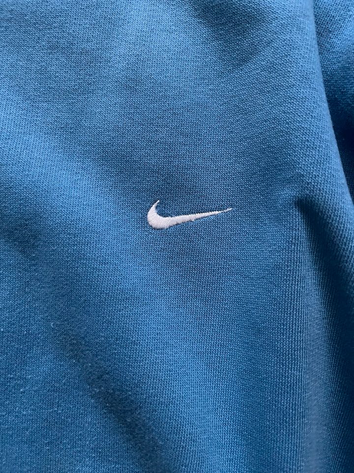 Nike Vintage Sweatshirt Hellblau (Größe XL) in Wiesbaden