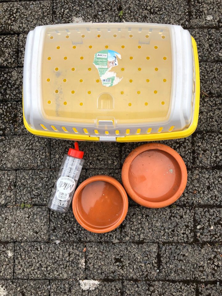 Transport-Box Trinkflasche Futternapf Fressnapf Zubehör Kleintier in Köln