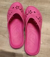 Damen Badelatschen Badeschuhe Gummischule Clogs Gr.  39 Sachsen - Hartenstein Vorschau