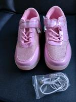 Turnschuhe mit Rolle.Neu. Thüringen - Altenburg Vorschau