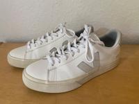 Veja Leder Sneaker Campo 40 weiß Turnschuhe top Bielefeld - Bielefeld (Innenstadt) Vorschau