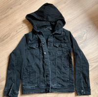 Jungen Jeansjacke im schwarz Gr. 146/152 Rheinland-Pfalz - Norheim Vorschau