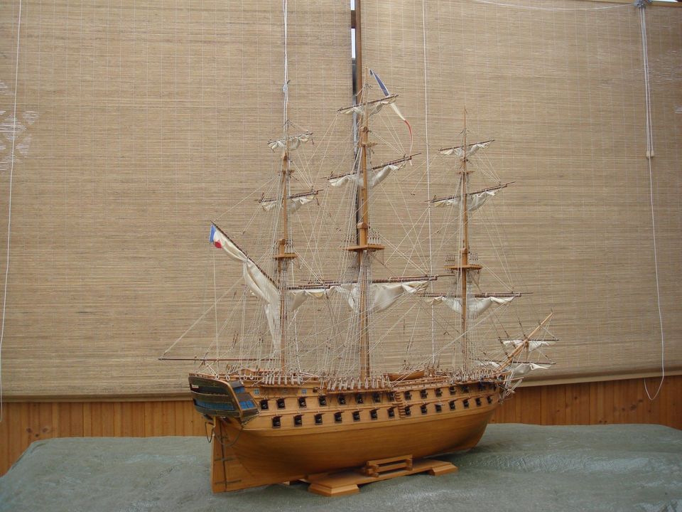 Franz. Linienschiff "LE SUPERBE" v. Krick, L: 1125mm, B: 430mm in Urbach