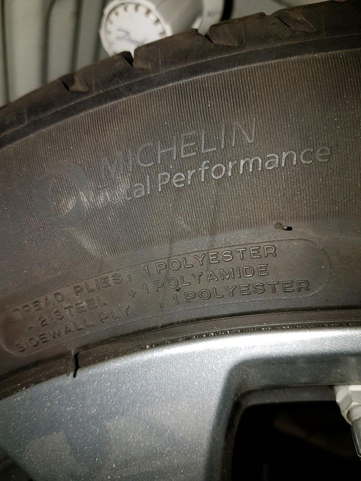 4 Mercedes Alufelgen mit guten Michelin Sommerreifen 245 45 R 18 in Ahaus