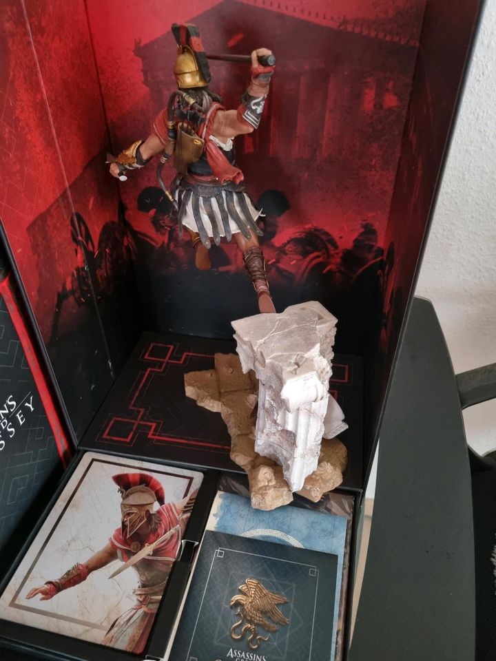 Assassins Creed Odyssey Spartan Edition Figur Collector's PS4 in Offenbach