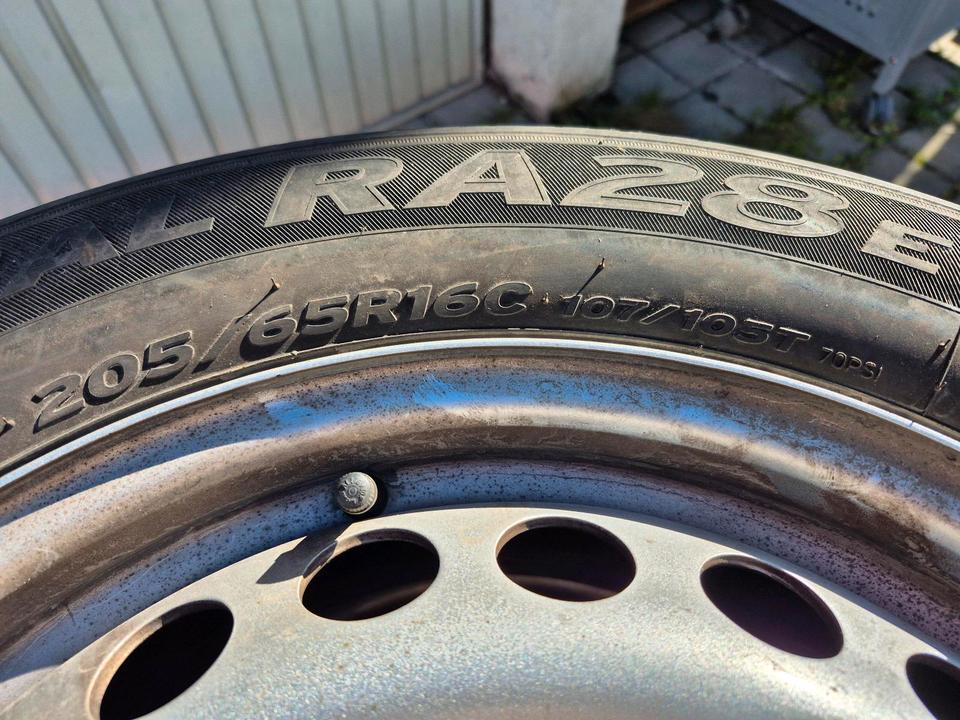 Stahlfelgen mit Sommerreifen 205 / 65 R 16 C für VW Bus T6 in Ingolstadt