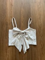 Edles Crop Top mit großer Schleife Shein Elegant Weiß bauchfrei Berlin - Tempelhof Vorschau