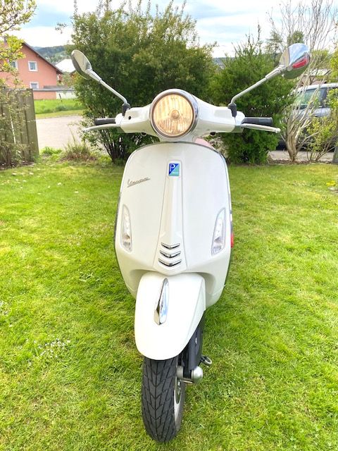 Vespa Primavera 125, Erstzulassung 2016 in Bad Kötzting