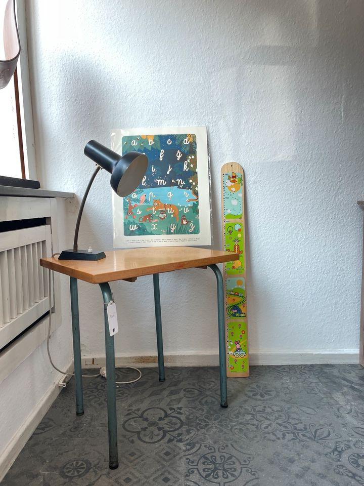 Kindertisch Vintage / Schultisch / Tisch Kind 60er Jahre in Mülheim (Ruhr)