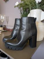 Lederstiefflette Zara, Leder, Wie Neu, Gr.37 Hamburg-Nord - Hamburg Langenhorn Vorschau