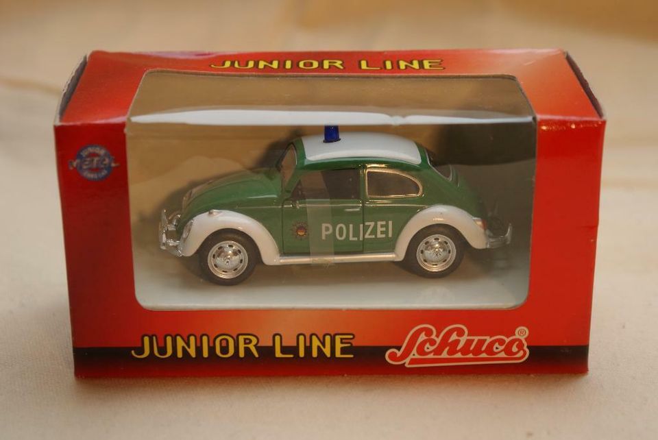 Schuco Junior Line 1:43 VW Käfer Polizei Feuerwehr Cabrio Lufthan in Swisttal