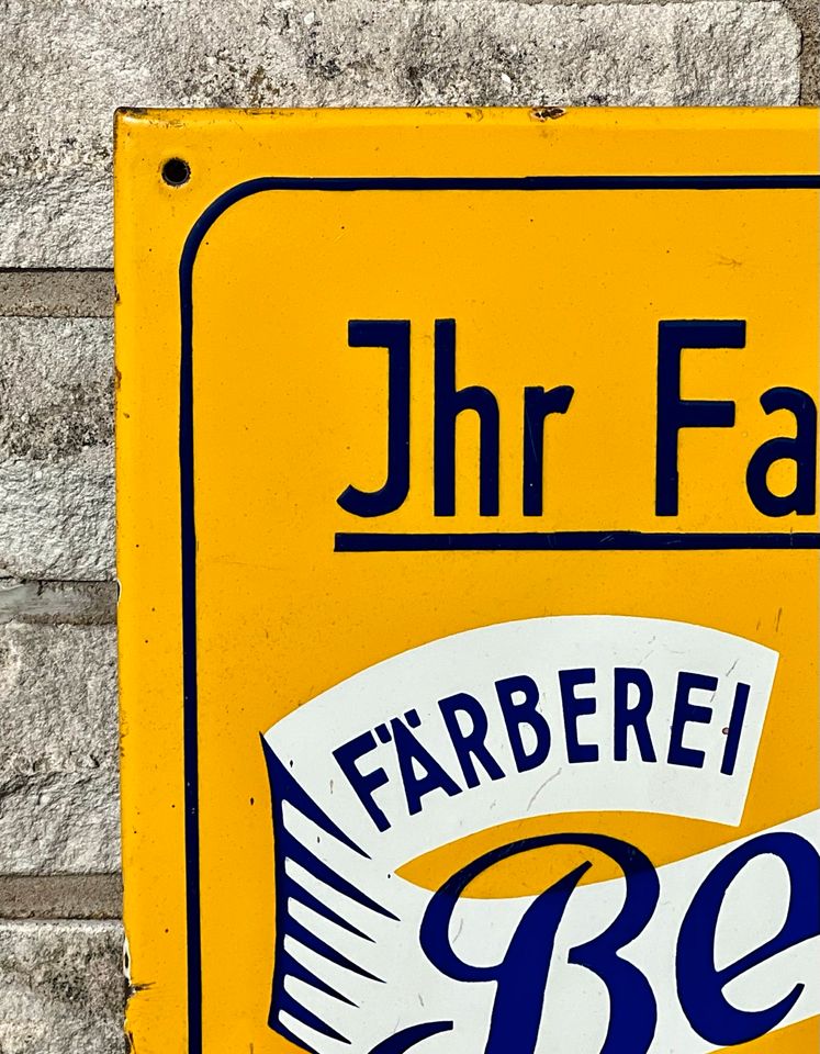 Uraltes Emailschild, Emailleschild, Färberei Becker,100 Jahre alt in Steinheim