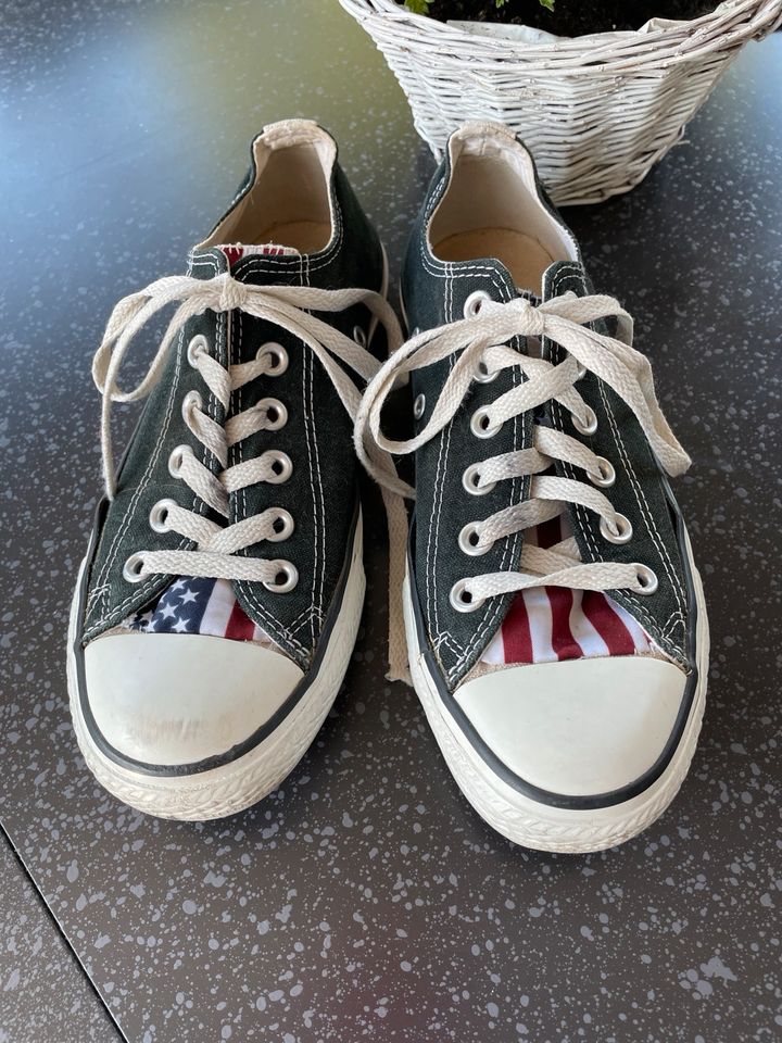 Converse Chucks Stars and Stripes Größe 37,5 in Viernheim