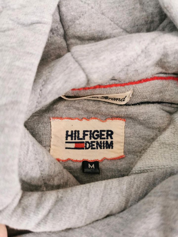 Tommy Hilfiger Denim Sweatshirt Hoodie mit Kapuze grau Gr.M in Ebermannstadt