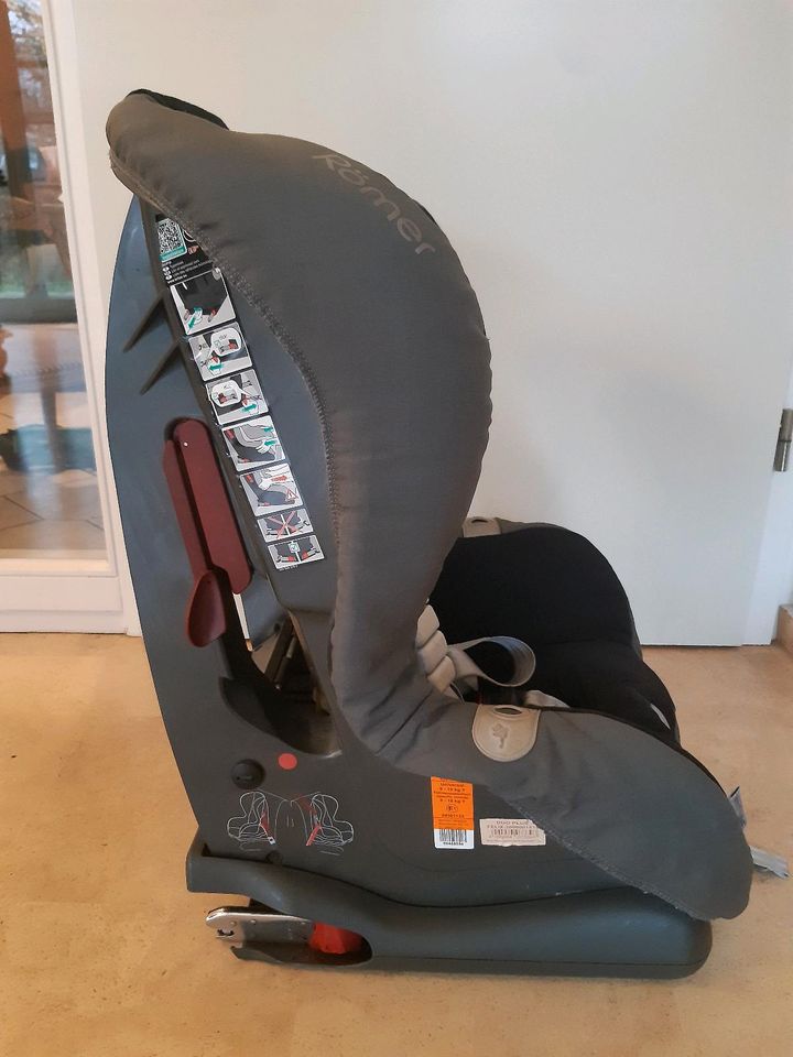 Kindersitz: Britax Römer DUO Plus 9-18kg in Adendorf