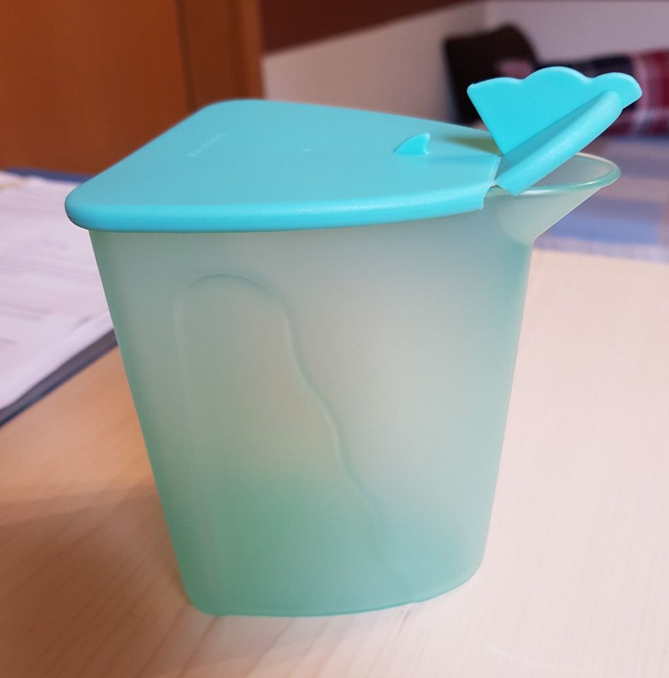 Tupperware Frühstücksset Kännchen 350 ml in Wiemerstedt