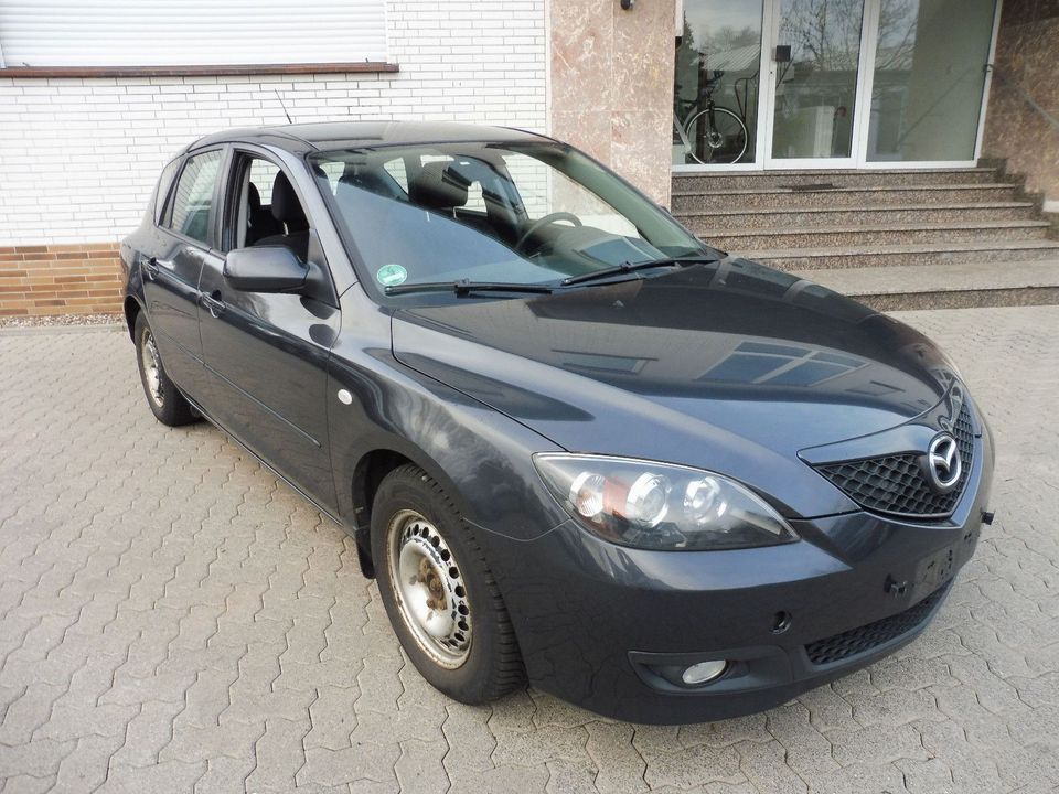 Mazda 3  Sport Activec 1.6 in Neitersen