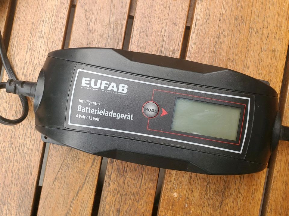 EUFAB Intelligentes Batterieladegerät 6/12V 4A