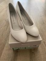Tamaris Pumps weiß Hochzeit Gr. 40 Sachsen - Radeberg Vorschau