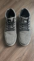 Herren Sneaker Schuhe Stoff grau schwarz schick Victory 41 Nordrhein-Westfalen - Solingen Vorschau