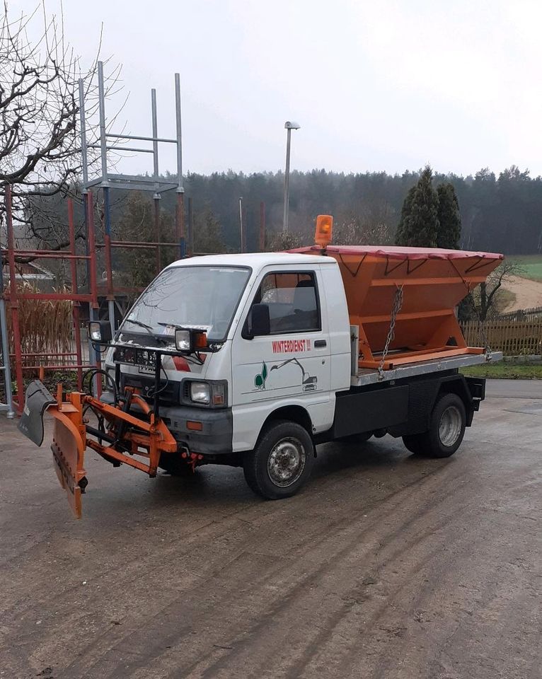 Piaggio PFAU S85 MAXI, Winterdienst Multicar in Schwarzhofen