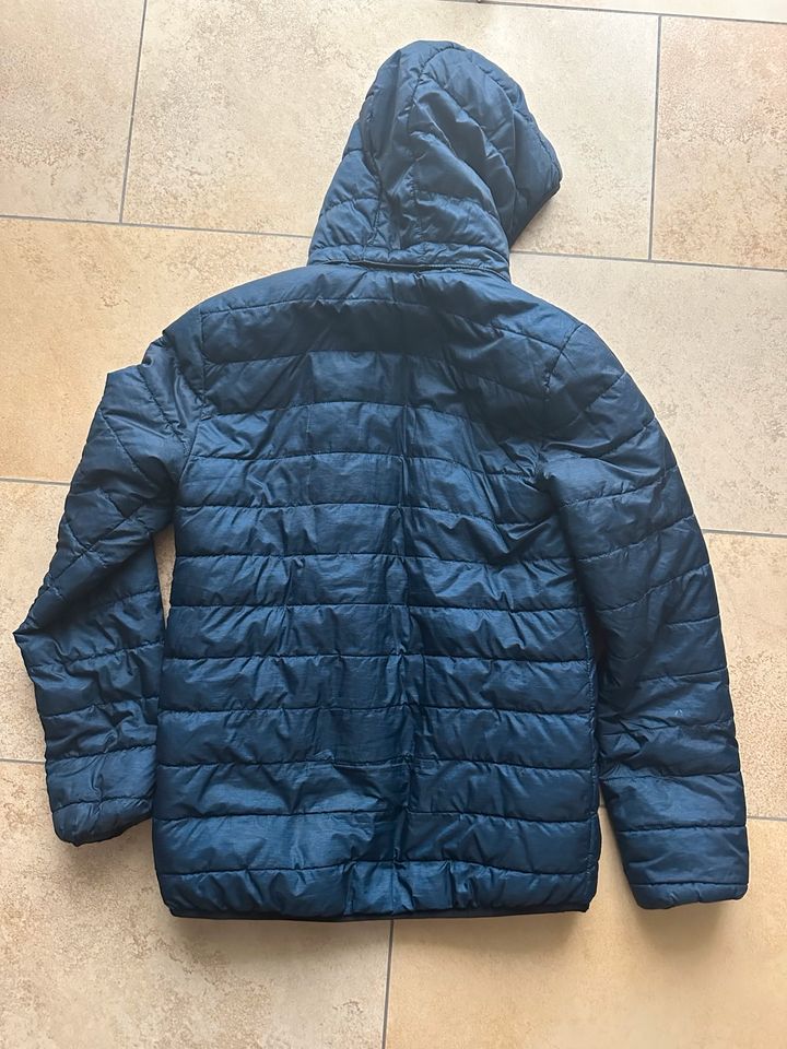 Jacke Jungs Winter H&M in Nußdorf am Inn