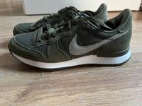 Wie neu: Nike Sneaker Olive Baden-Württemberg - Ludwigsburg Vorschau
