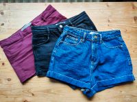 3 Shorts - blau, schwarz, rot Hessen - Nieste Vorschau