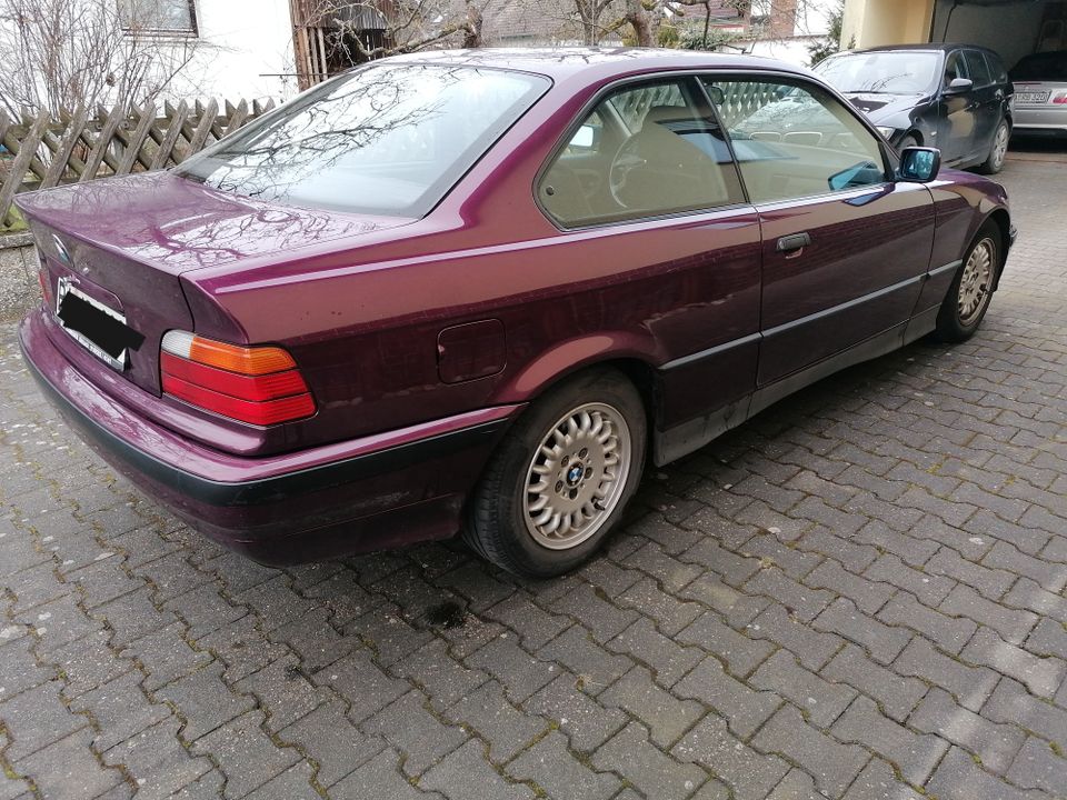 BMW 320 i Coupe in Strullendorf