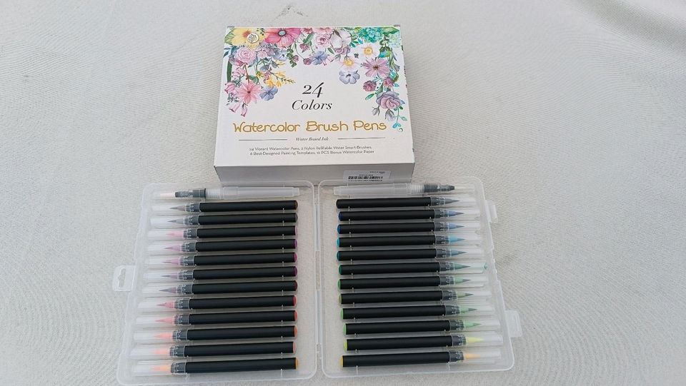 Watercolor Bush Pens, 24 Farben in Glashütten