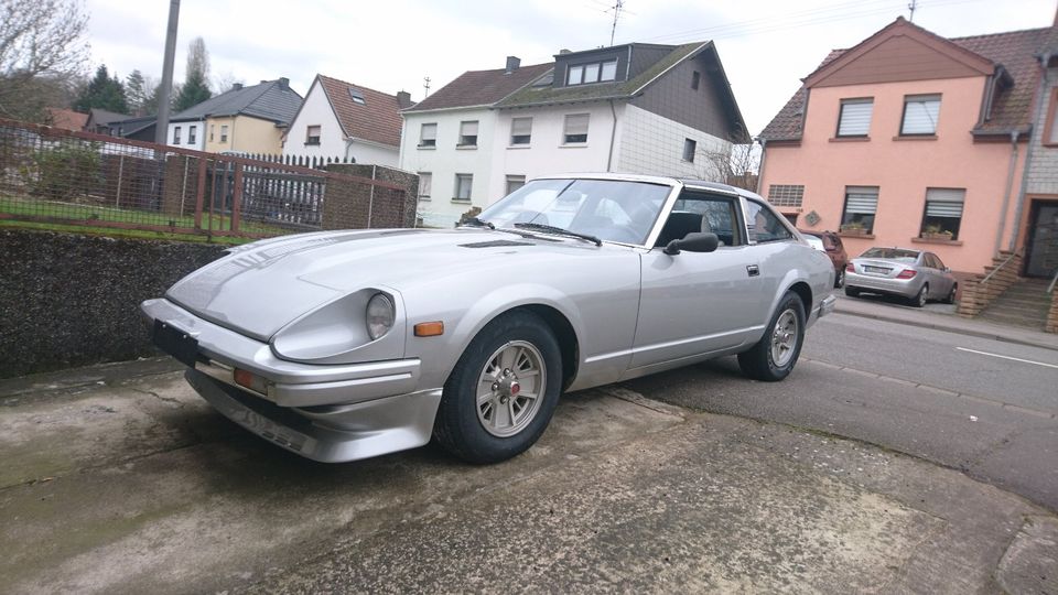 Nissan, Datsun 280 ZX, Ez. 11.1981,guter gepfl. Zustand, H - Dach in Rehlingen-Siersburg