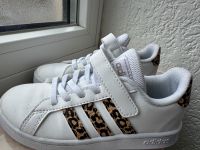 Adidas *Leo Look* Gr. 30 Nordrhein-Westfalen - Herford Vorschau