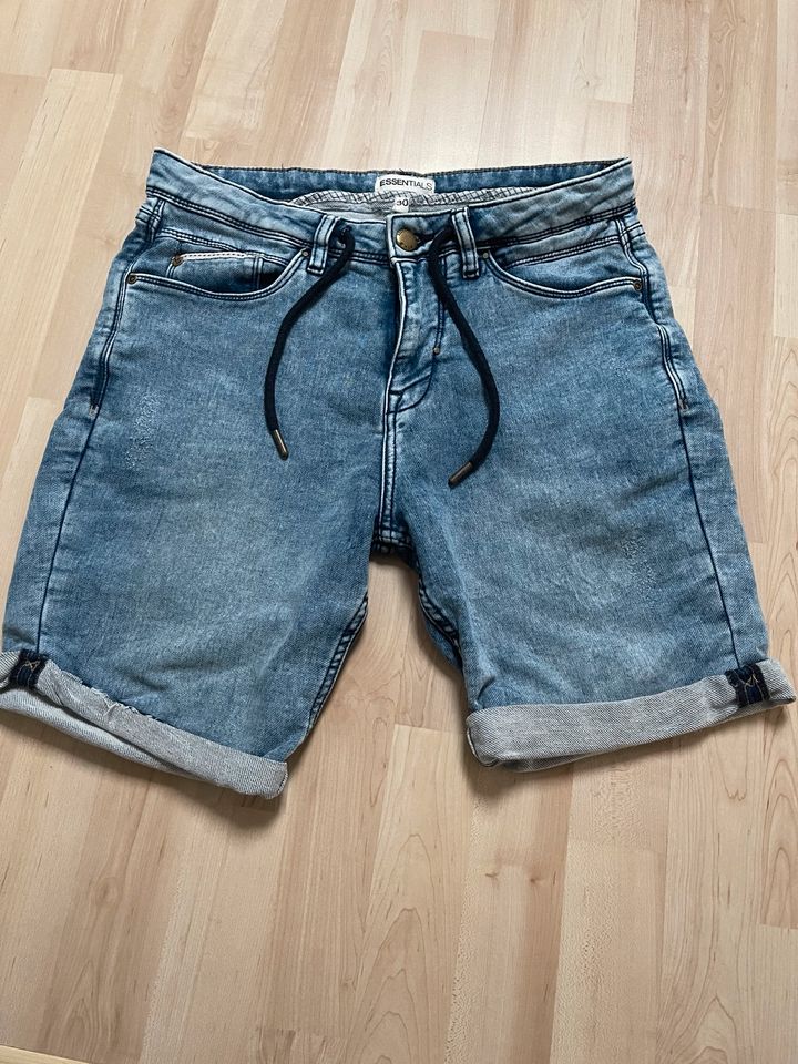 Shorts kurze Jeans in Helbra