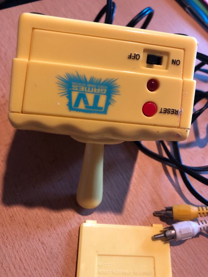 Spongebob Plug & Play TV Games, Vintage, Jakks 2003, Joystick in Pfaffen-Schwabenheim